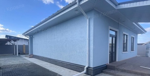 Обшивка цоколя панелями Docke STEIN