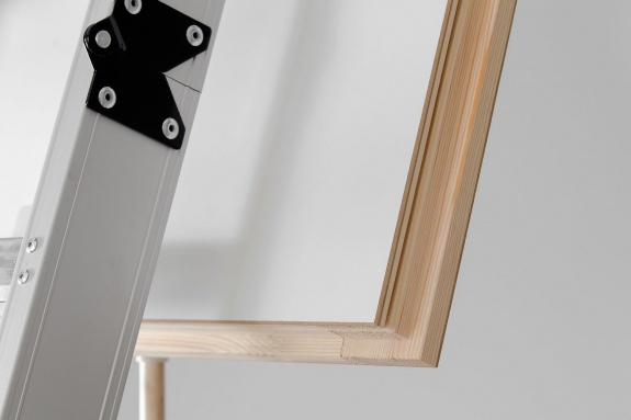 Чердачная лестница Oman ALU PROFI POLAR 3-х секционная 70х120х280