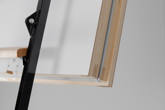 Чердачная лестница Oman MINI POLAR 4-х секционная 70х90х265