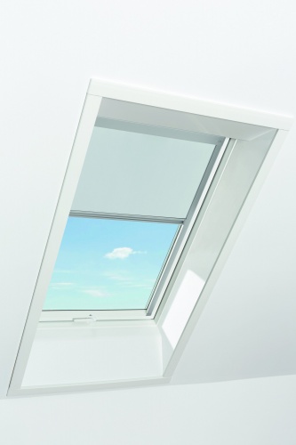 Штора для окон Roto ZRV M блэкаут направляющие 65x98 см