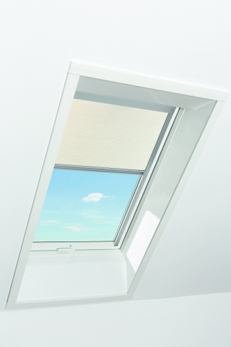 Штора для окон Roto ZRV M блэкаут направляющие 65x98 см