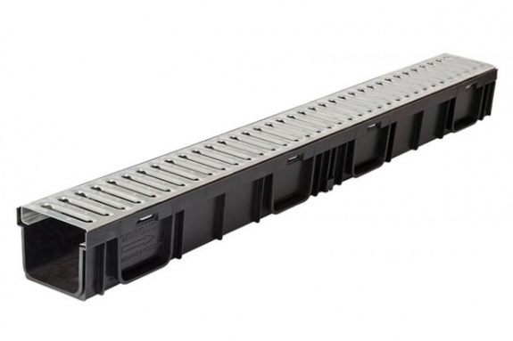 Комплект Gidrolica Light: лоток водоотводный ЛВ -10.11,5.9,5 - пластиковый с решеткой РВ -10.10,8.100 стальной оцинкованной, кл. A15