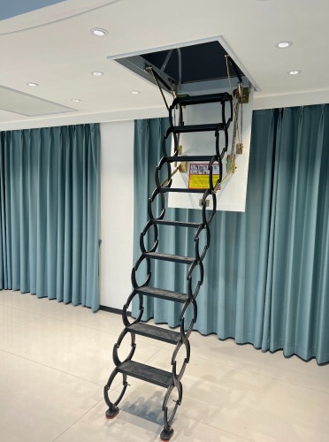 Ножничная лестница Fakro LOFTSTEP LCS (CH) 70x100x300