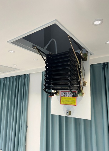 Ножничная лестница Fakro LOFTSTEP LCS (CH) 70x100x300