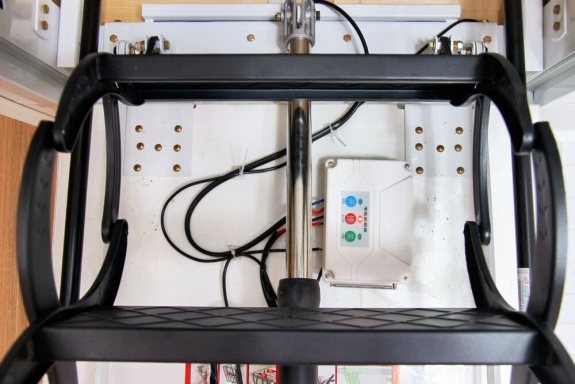 Ножничная лестница автоматическая Fakro LOFTSTEP LCS-E (CH) 70x120x300