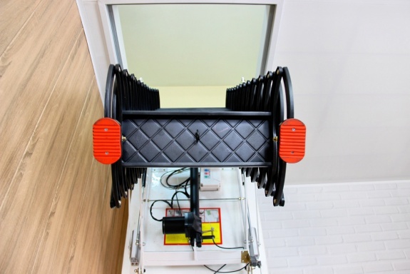 Ножничная лестница автоматическая Fakro LOFTSTEP LCS-E (CH) 70x120x300