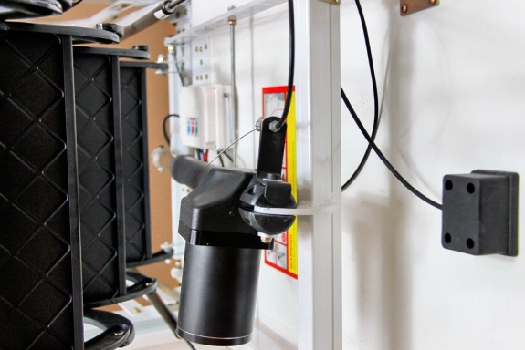 Ножничная лестница автоматическая Fakro LOFTSTEP LCS-E (CH) 70x120x300