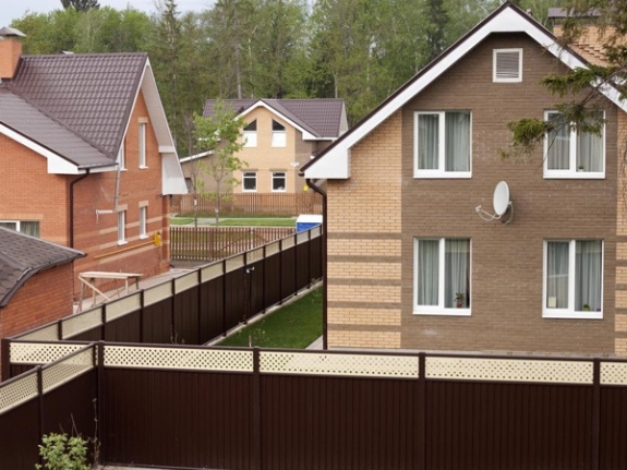 Крышка универсальная RAL 3005