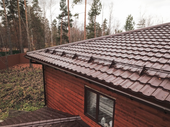 Металлочерепица модульная квинта Uno Grand Line 0,5 Satin RAL 8017 шоколад