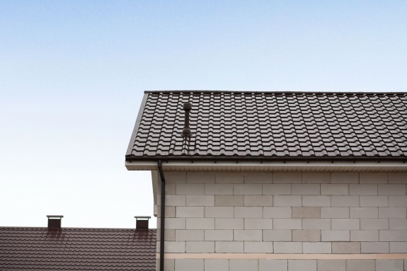 Металлочерепица камея 0,5 Satin RAL 8017 шоколад