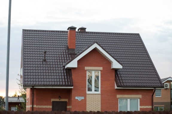 Металлочерепица классик 0,45 PE RAL 8017 шоколад