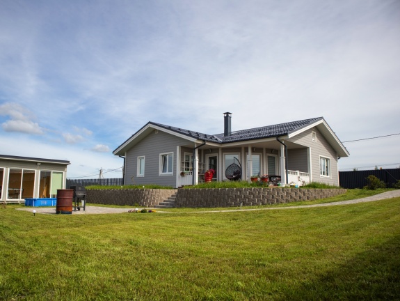 Металлочерепица классик 0,5 Satin RAL 7024 мокрый асфальт