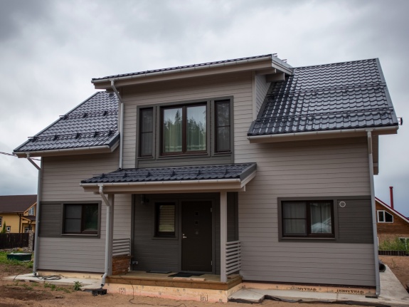 Металлочерепица классик 0,5 Satin RAL 7024 мокрый асфальт