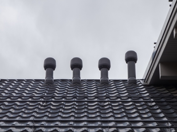 Металлочерепица классик 0,5 Satin RAL 7024 мокрый асфальт