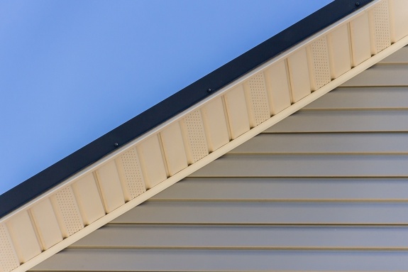 Профиль J 3,00 Grand Line белый (slim)