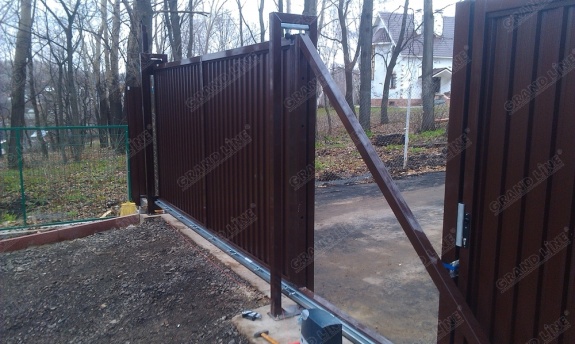 Ворота откатные Estet 2,0х3,5 RAL 8017